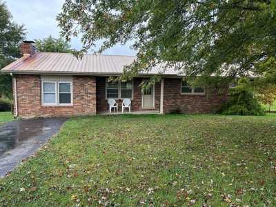 Home For Sale in Jamestown, Tennessee