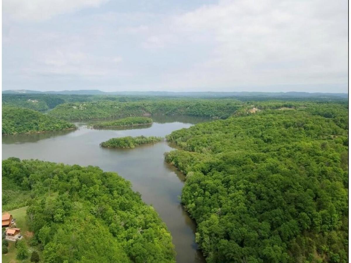 Picture of Residential Land For Sale in Byrdstown, Tennessee, United States