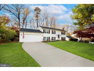 Home For Sale in Woodbridge, Virginia