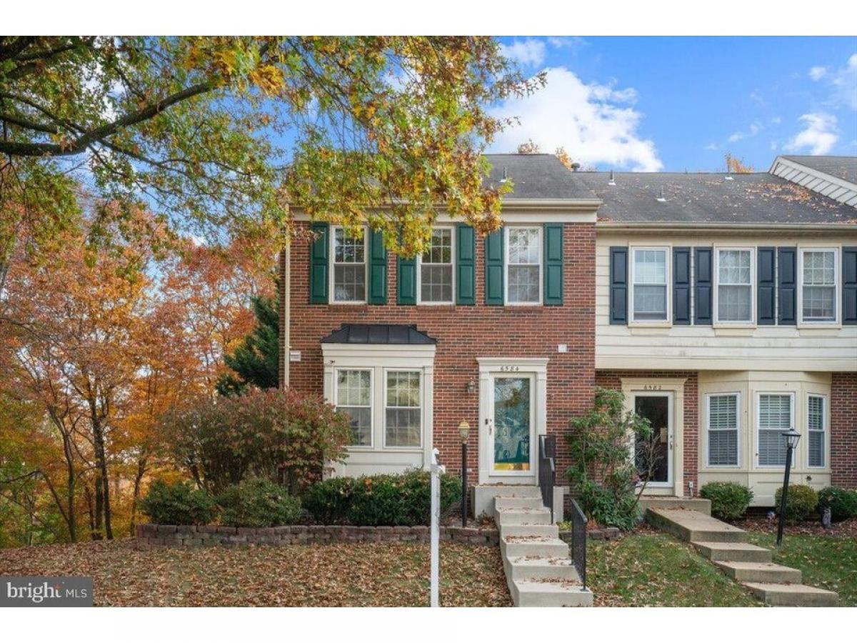 Picture of Home For Sale in Alexandria, Virginia, United States