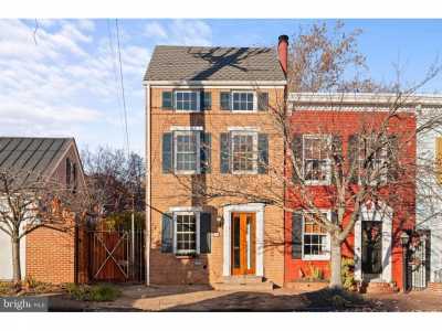 Home For Sale in Alexandria, Virginia