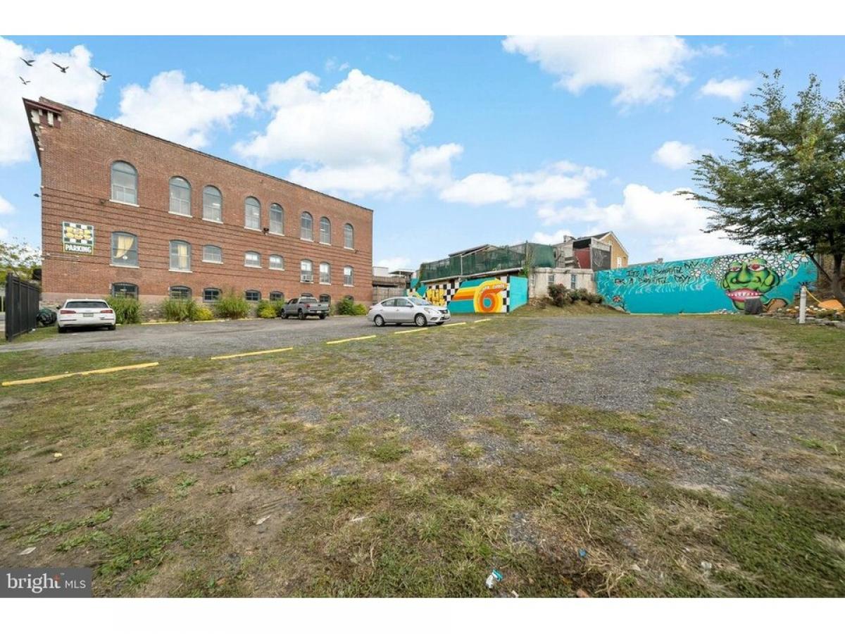 Picture of Residential Land For Sale in Philadelphia, Pennsylvania, United States