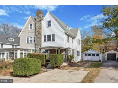 Home For Sale in Ardmore, Pennsylvania