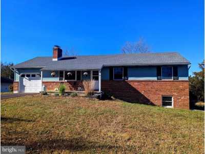 Home For Sale in Green Lane, Pennsylvania