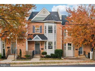 Home For Sale in Conshohocken, Pennsylvania