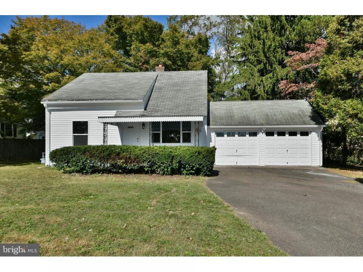 Picture of Home For Sale in Willow Grove, Pennsylvania, United States