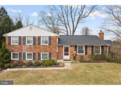 Home For Rent in Wayne, Pennsylvania