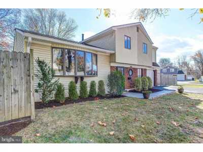 Home For Sale in Warminster, Pennsylvania