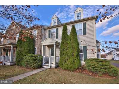 Home For Sale in Perkasie, Pennsylvania