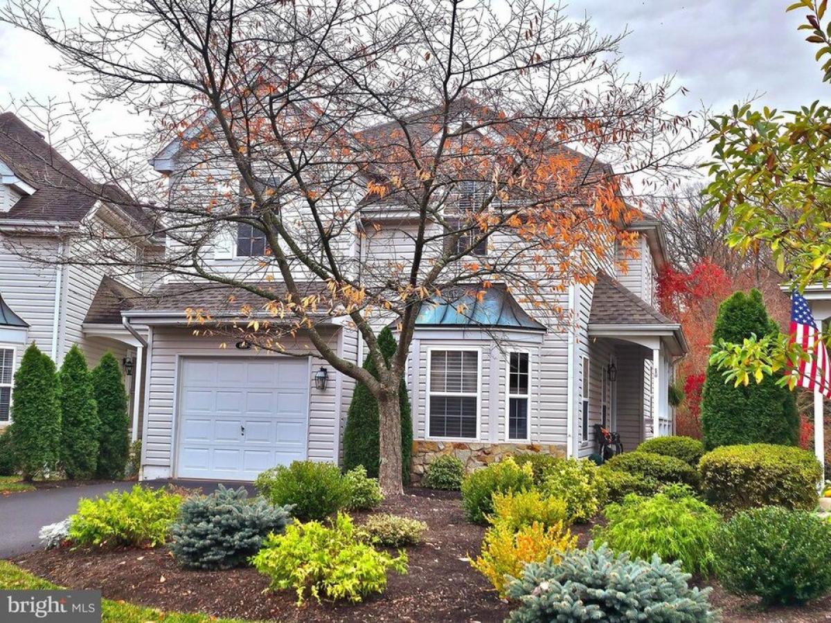 Picture of Home For Sale in Doylestown, Pennsylvania, United States