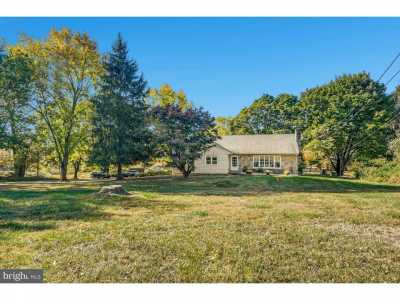 Home For Sale in Furlong, Pennsylvania