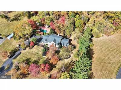 Home For Sale in Newtown, Pennsylvania