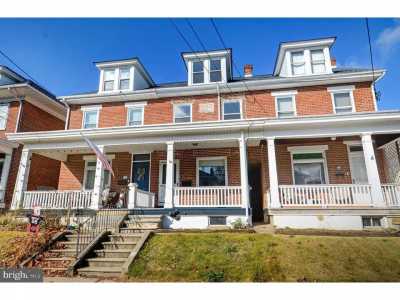 Home For Sale in Boyertown, Pennsylvania