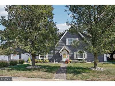 Home For Sale in Toms River, New Jersey