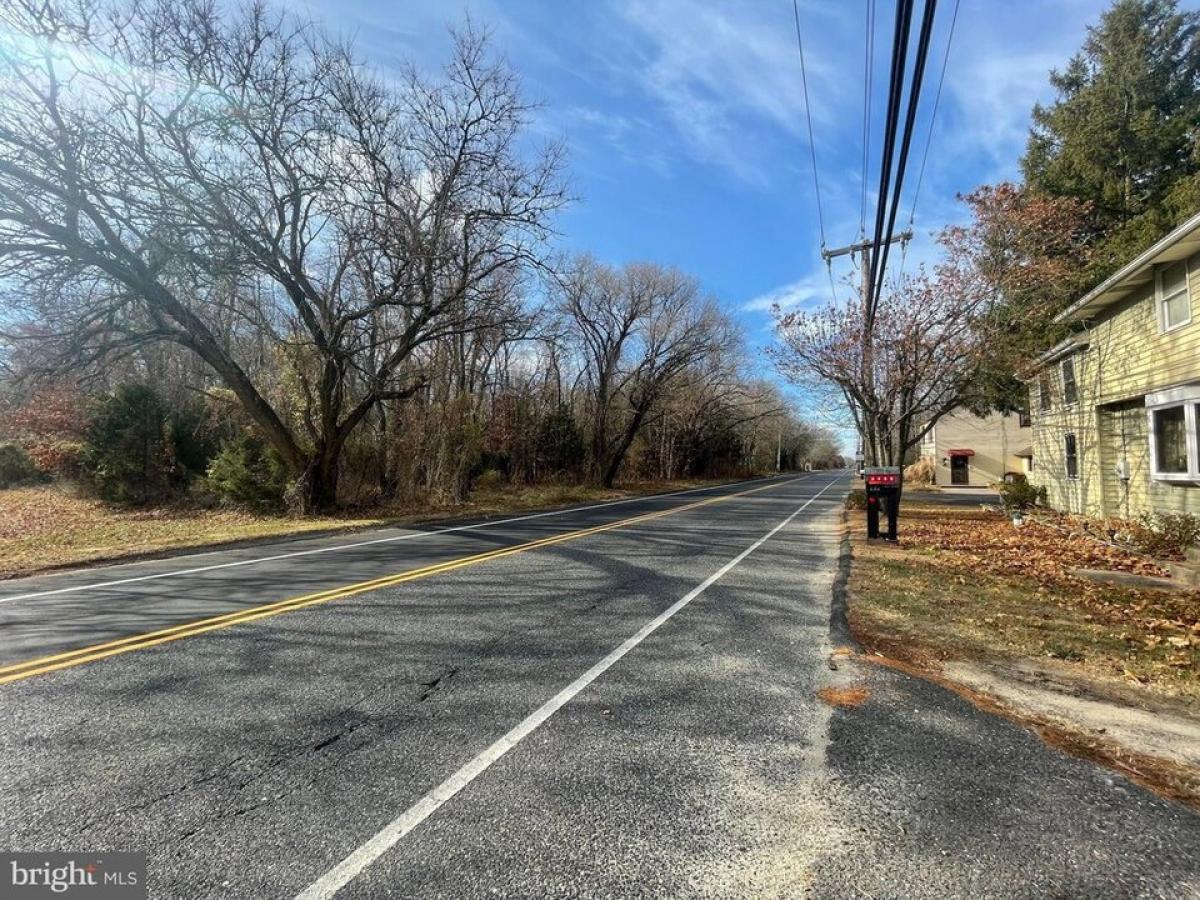 Picture of Residential Land For Sale in Berlin, New Jersey, United States