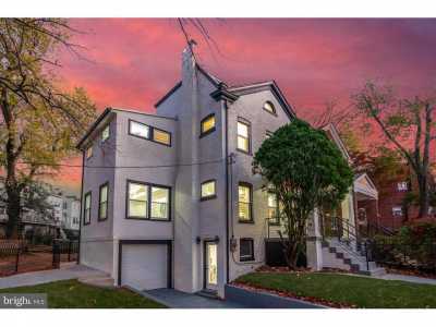 Home For Sale in Washington, District of Columbia