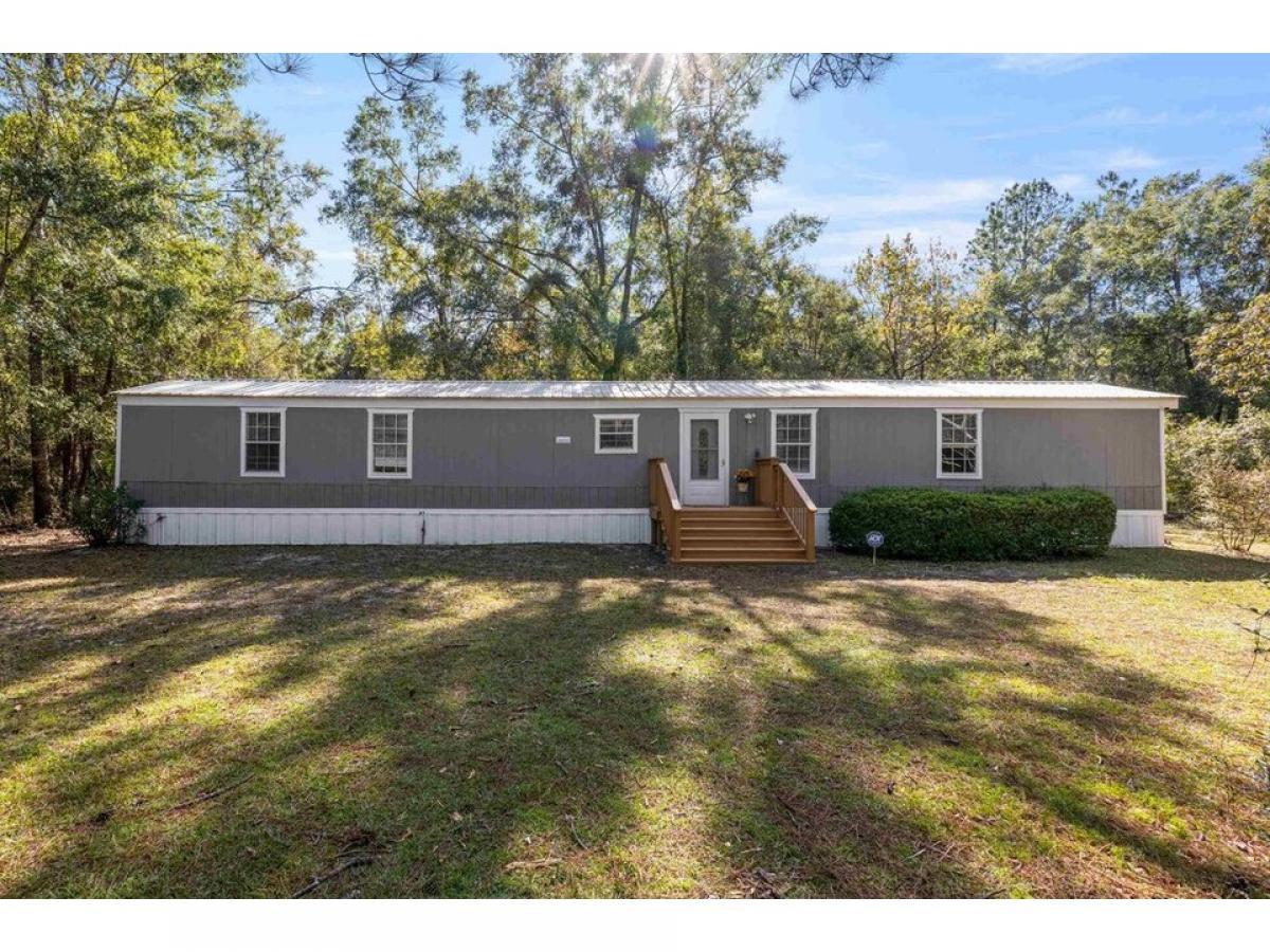 Picture of Home For Sale in Crawfordville, Florida, United States