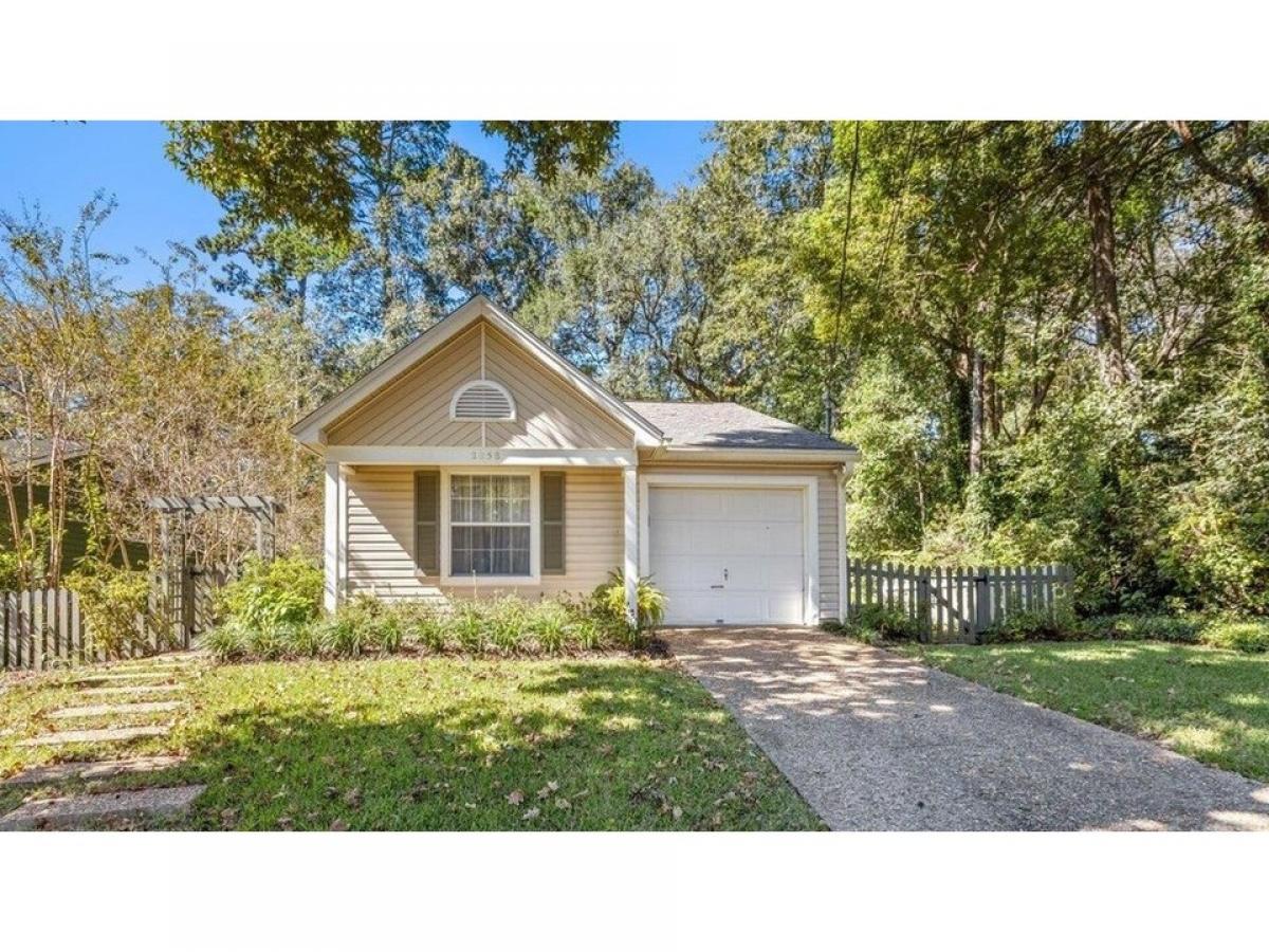 Picture of Home For Sale in Tallahassee, Florida, United States