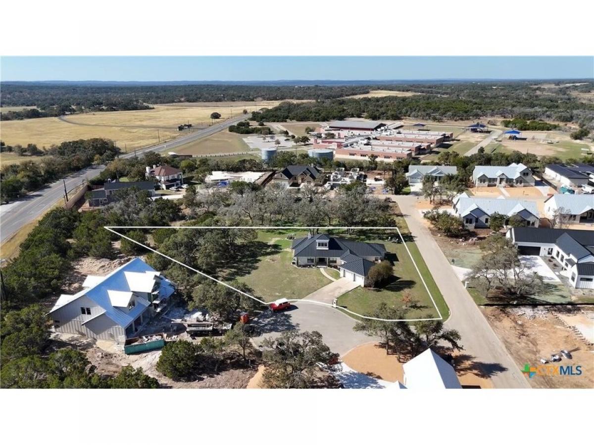 Picture of Home For Sale in Wimberley, Texas, United States