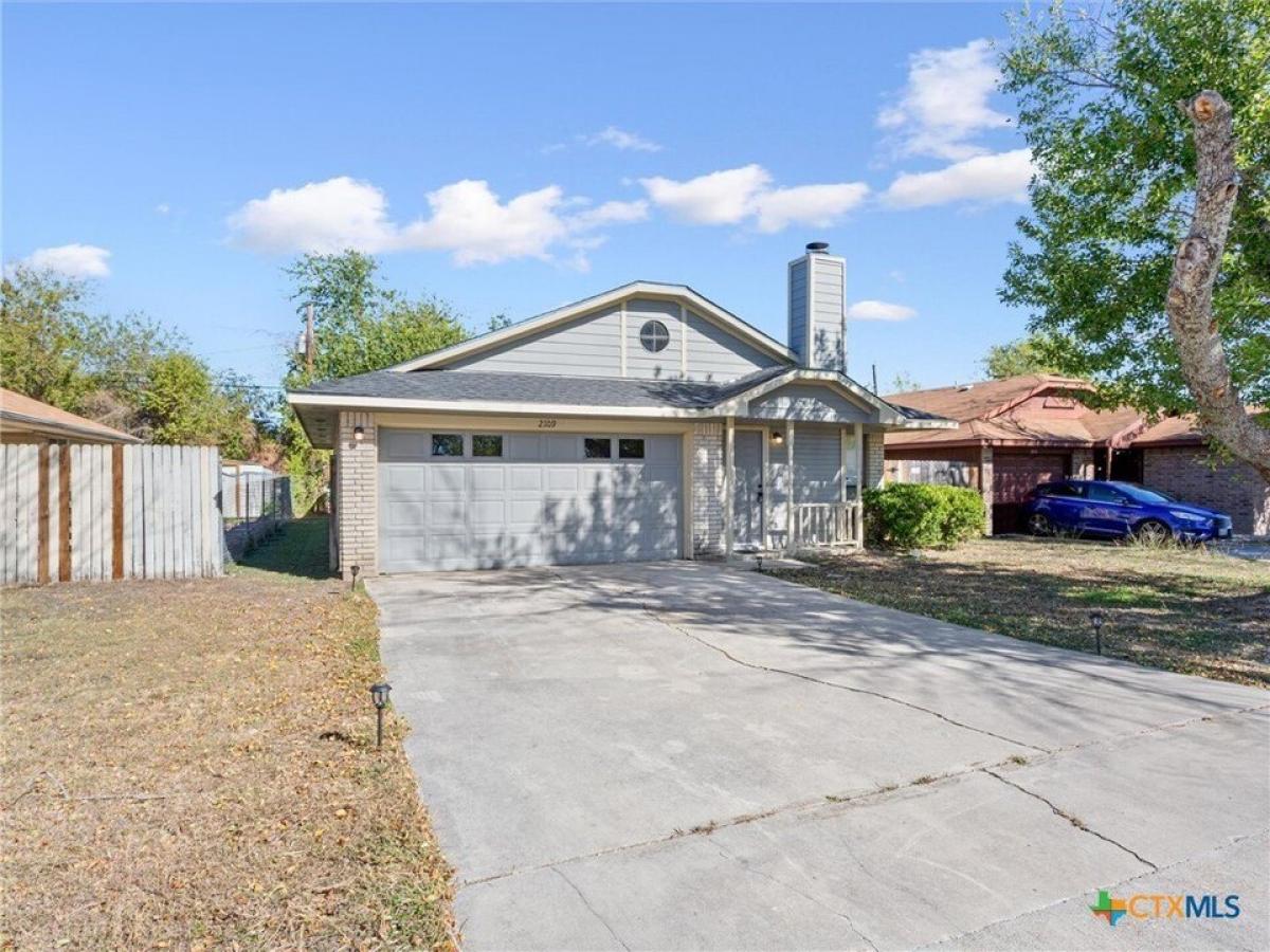 Picture of Home For Sale in Killeen, Texas, United States