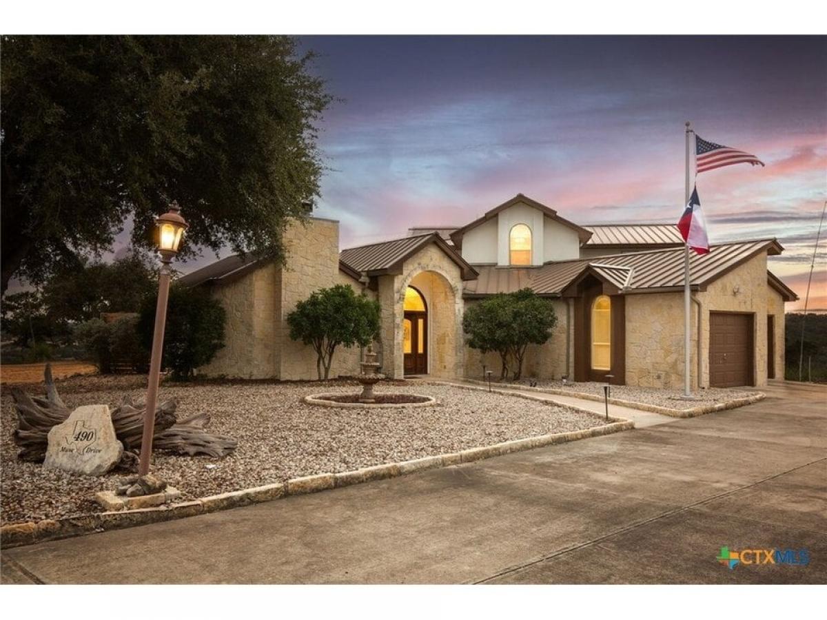 Picture of Home For Sale in Spring Branch, Texas, United States