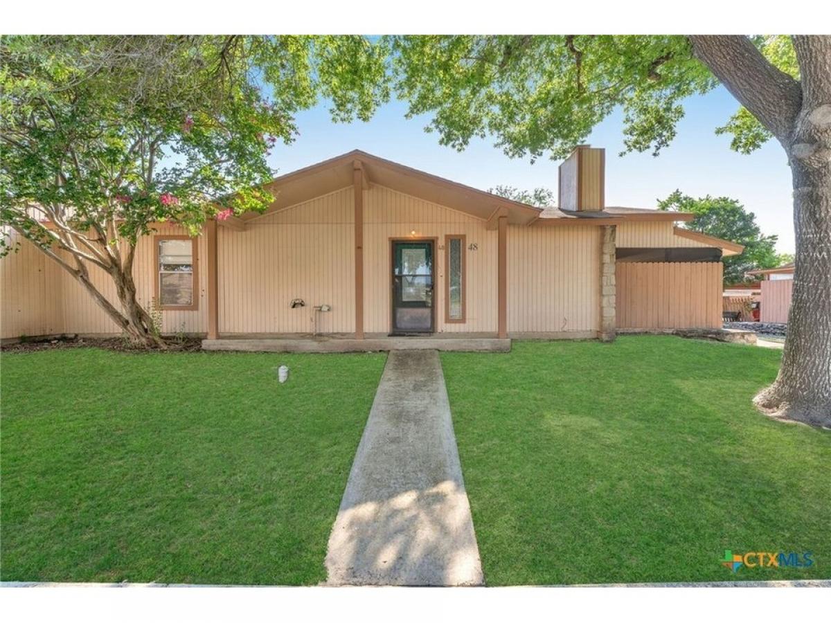 Picture of Home For Sale in Seguin, Texas, United States