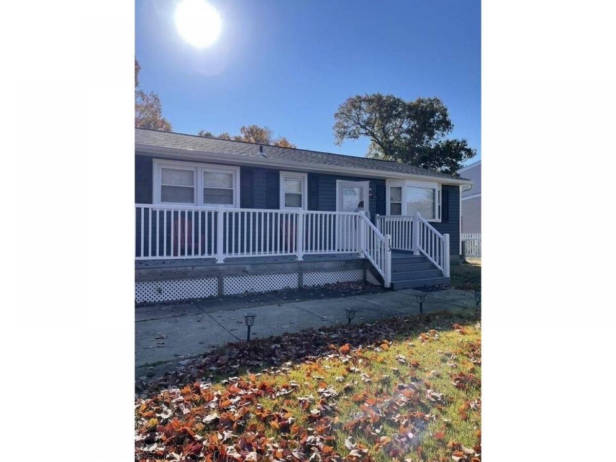 Picture of Home For Sale in Cape May Court House, New Jersey, United States