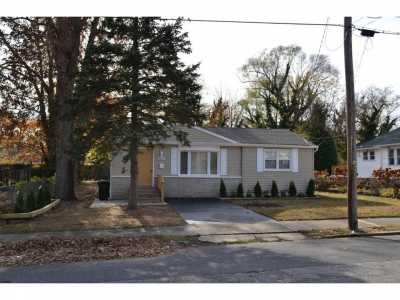 Home For Sale in Pleasantville, New Jersey