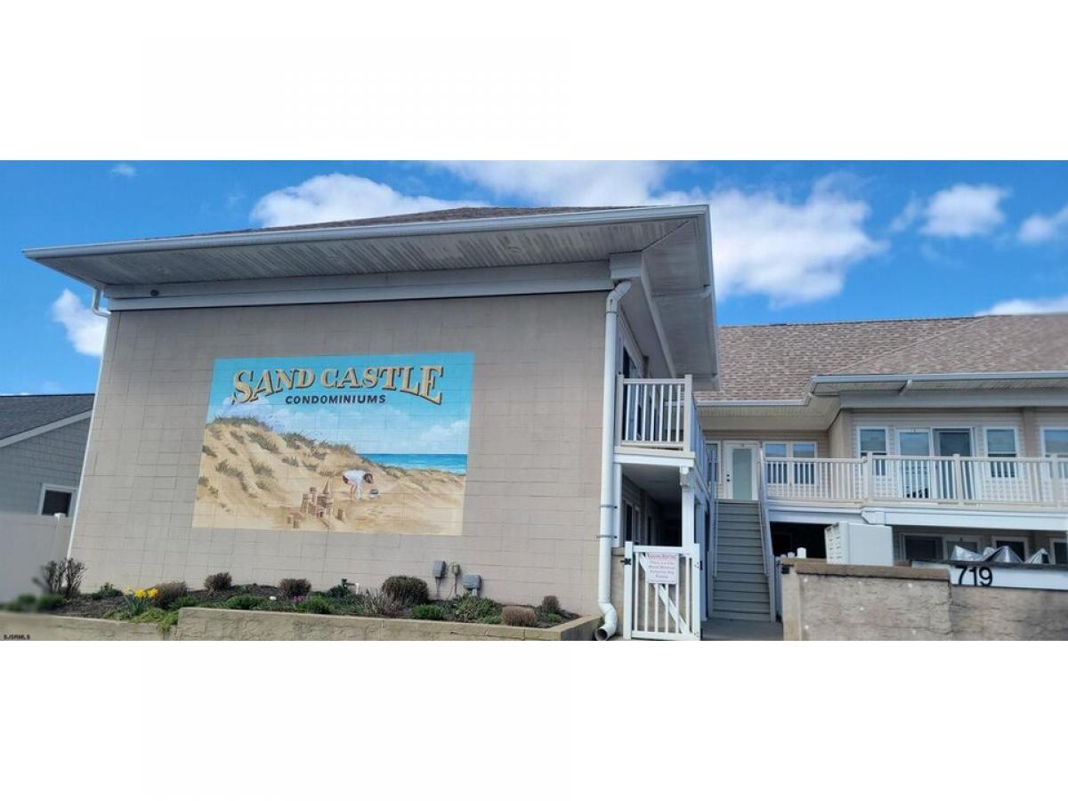 Picture of Home For Sale in Brigantine, New Jersey, United States