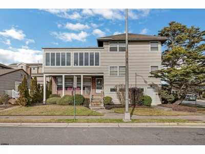 Home For Sale in Margate, New Jersey