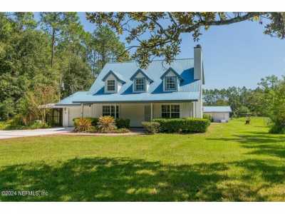 Home For Sale in Macclenny, Florida