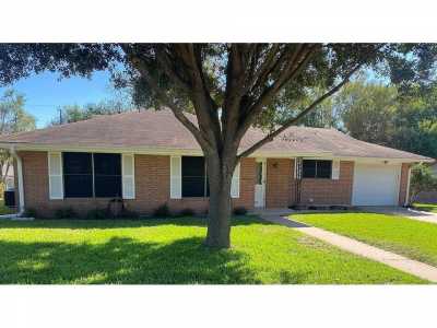 Home For Sale in Brenham, Texas