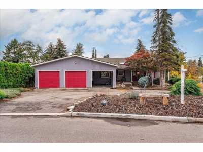 Home For Sale in Spokane Valley, Washington