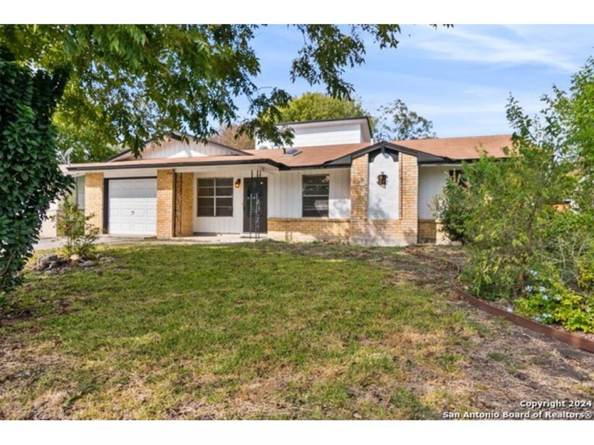 Picture of Home For Sale in Converse, Texas, United States