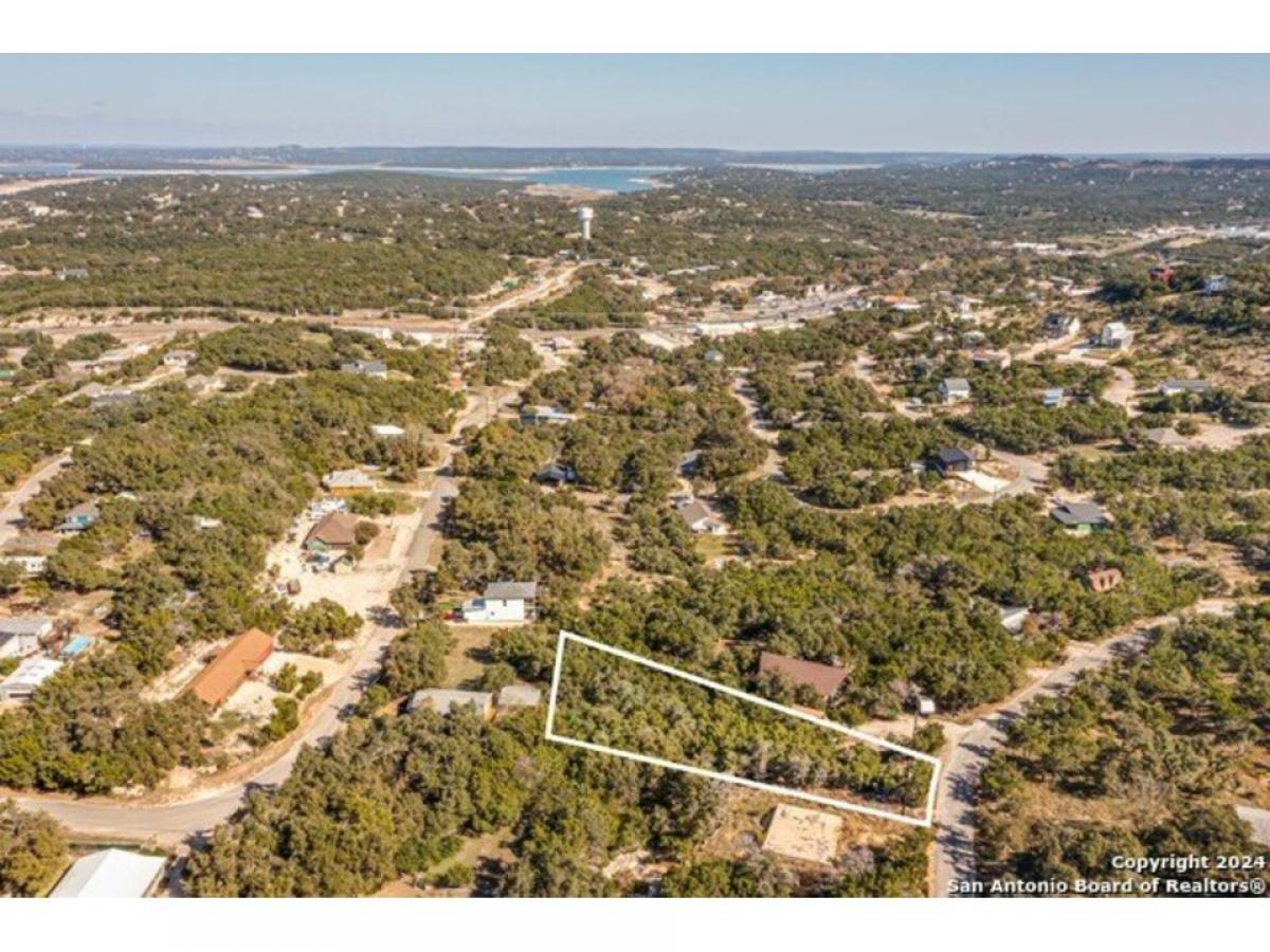 Picture of Residential Land For Sale in Canyon Lake, Texas, United States