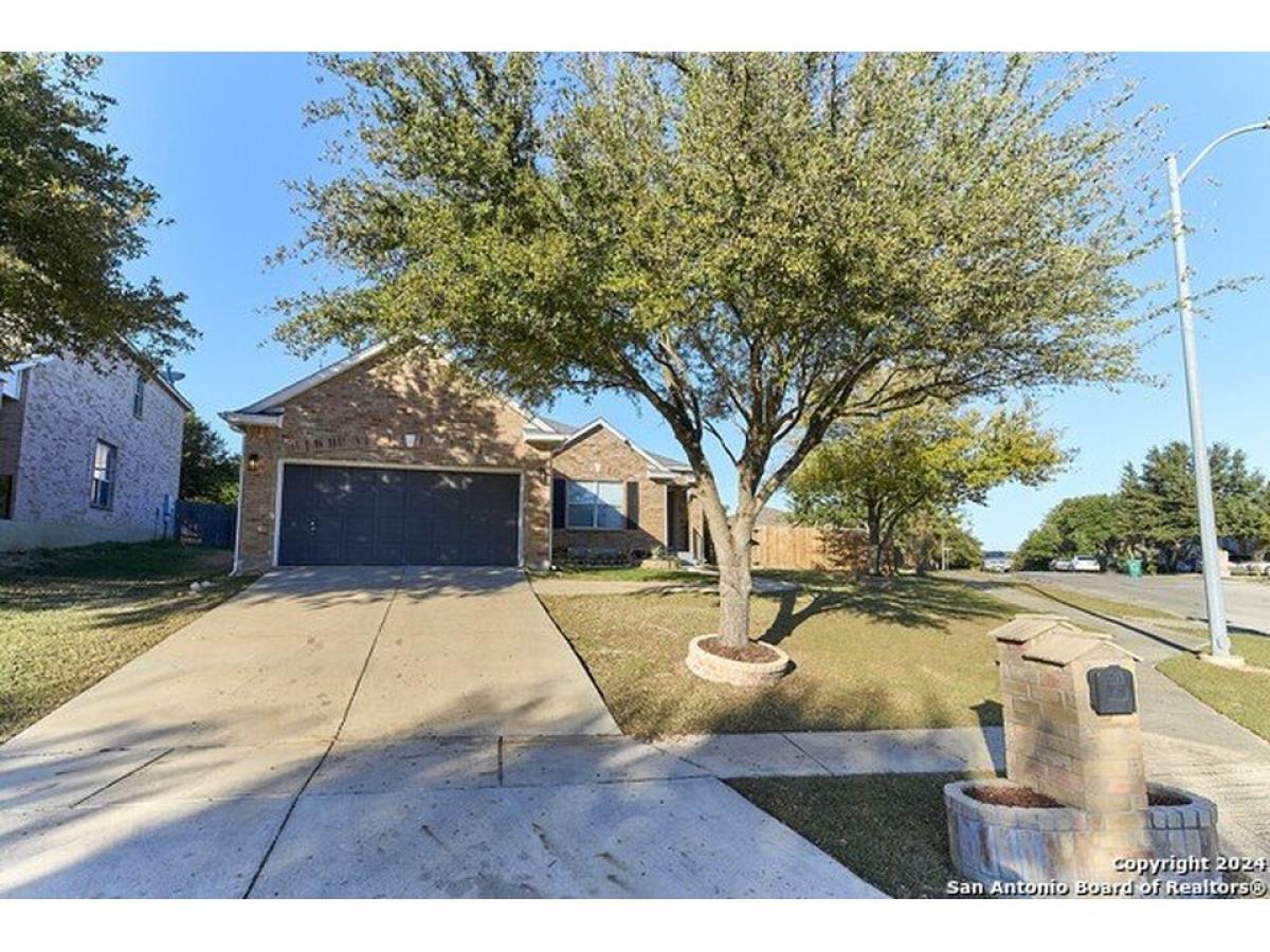 Picture of Home For Sale in Live Oak, Texas, United States