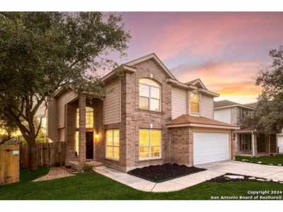 Home For Sale in Helotes, Texas