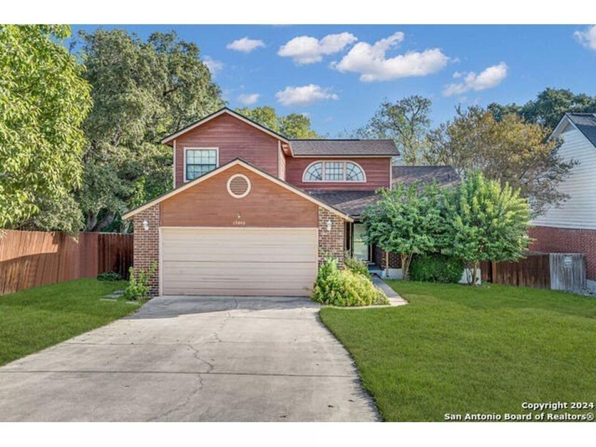 Picture of Home For Sale in Universal City, Texas, United States