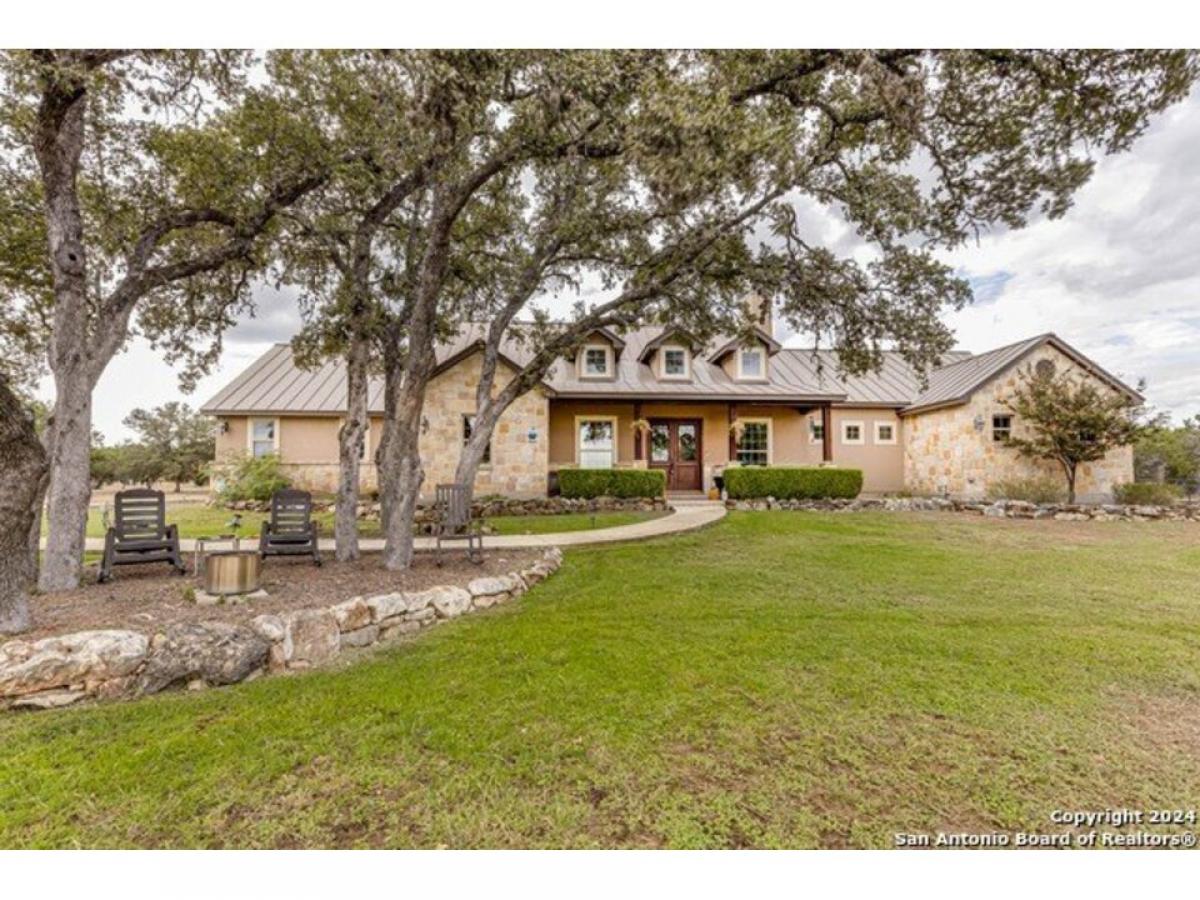 Picture of Home For Sale in New Braunfels, Texas, United States