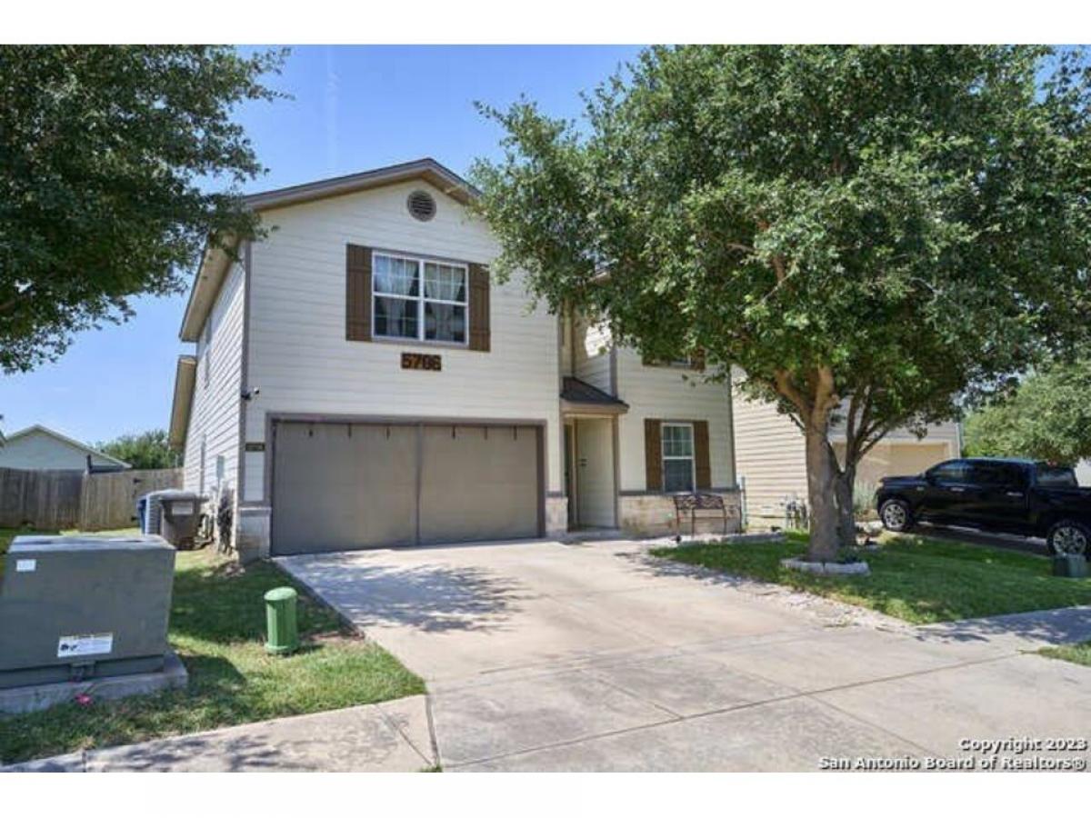 Picture of Home For Rent in San Antonio, Texas, United States