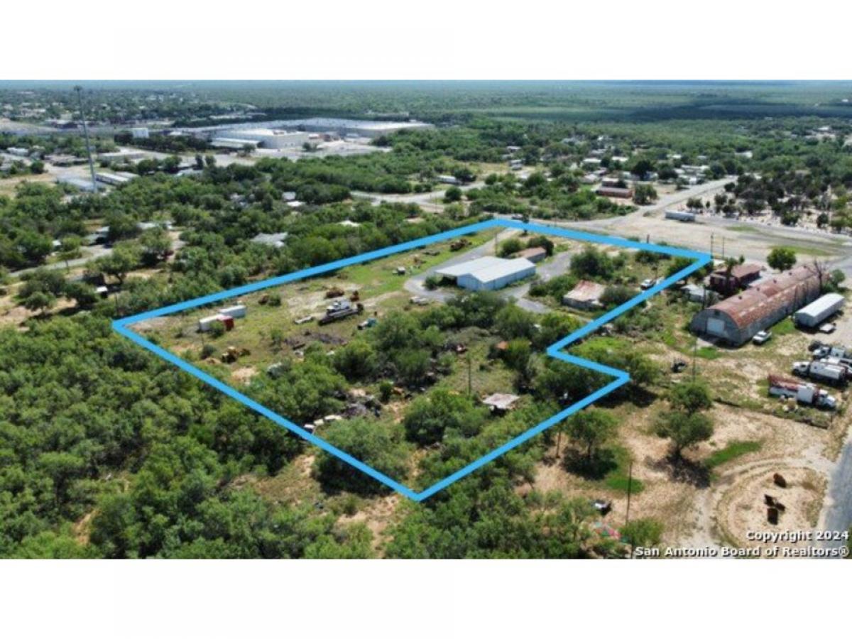 Picture of Residential Land For Sale in Crystal City, Texas, United States