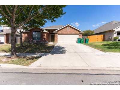 Home For Sale in Converse, Texas