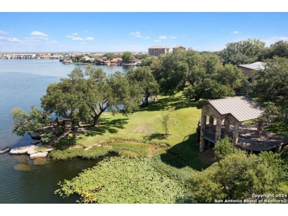 Picture of Residential Land For Sale in Horseshoe Bay, Texas, United States