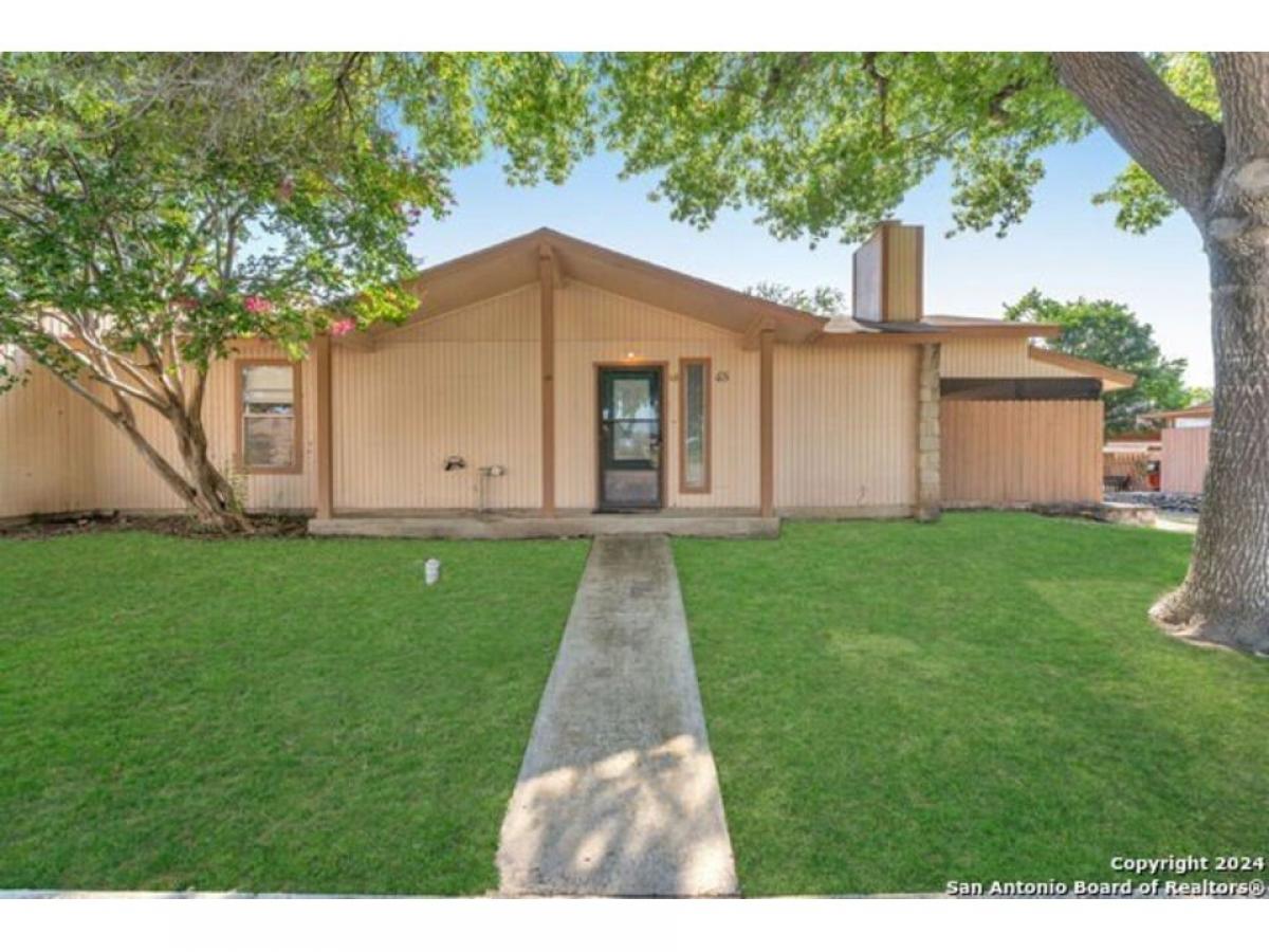 Picture of Home For Sale in Seguin, Texas, United States