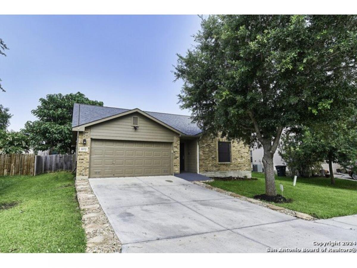 Picture of Home For Sale in New Braunfels, Texas, United States