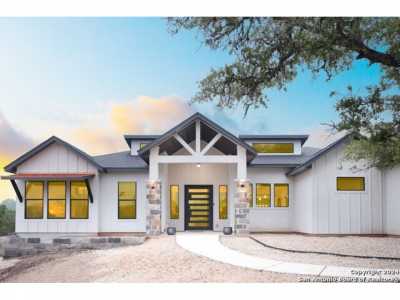 Home For Sale in Spring Branch, Texas