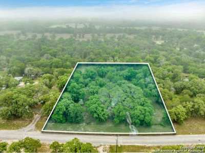 Residential Land For Sale in La Vernia, Texas