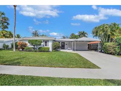 Home For Rent in Boca Raton, Florida