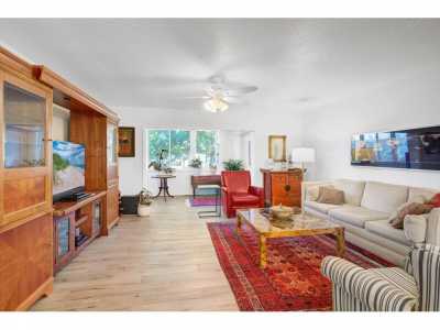 Home For Sale in West Palm Beach, Florida