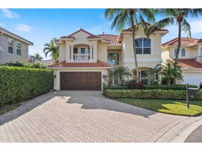 Home For Sale in North Palm Beach, Florida